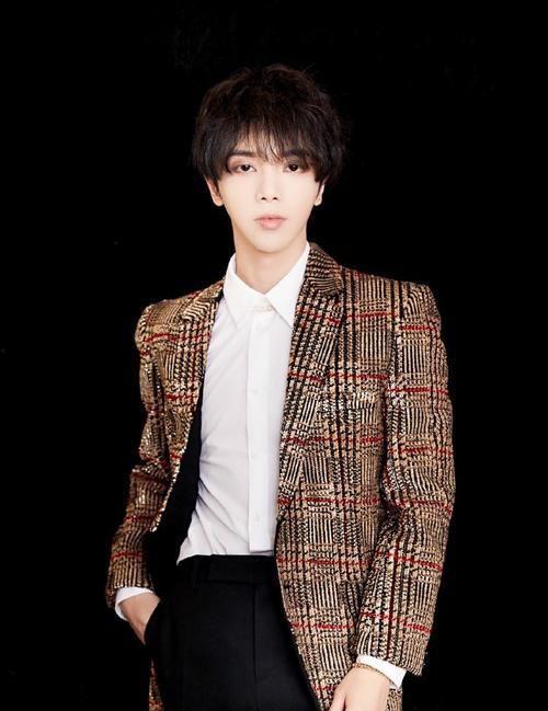 明星揭幕爆料视频大全最新,揭秘娱乐圈幕后故事，独家视频大全大放送！  第3张