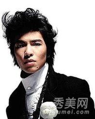 萧敬腾最新八卦爆料,神秘女友身份引网友热议  第3张